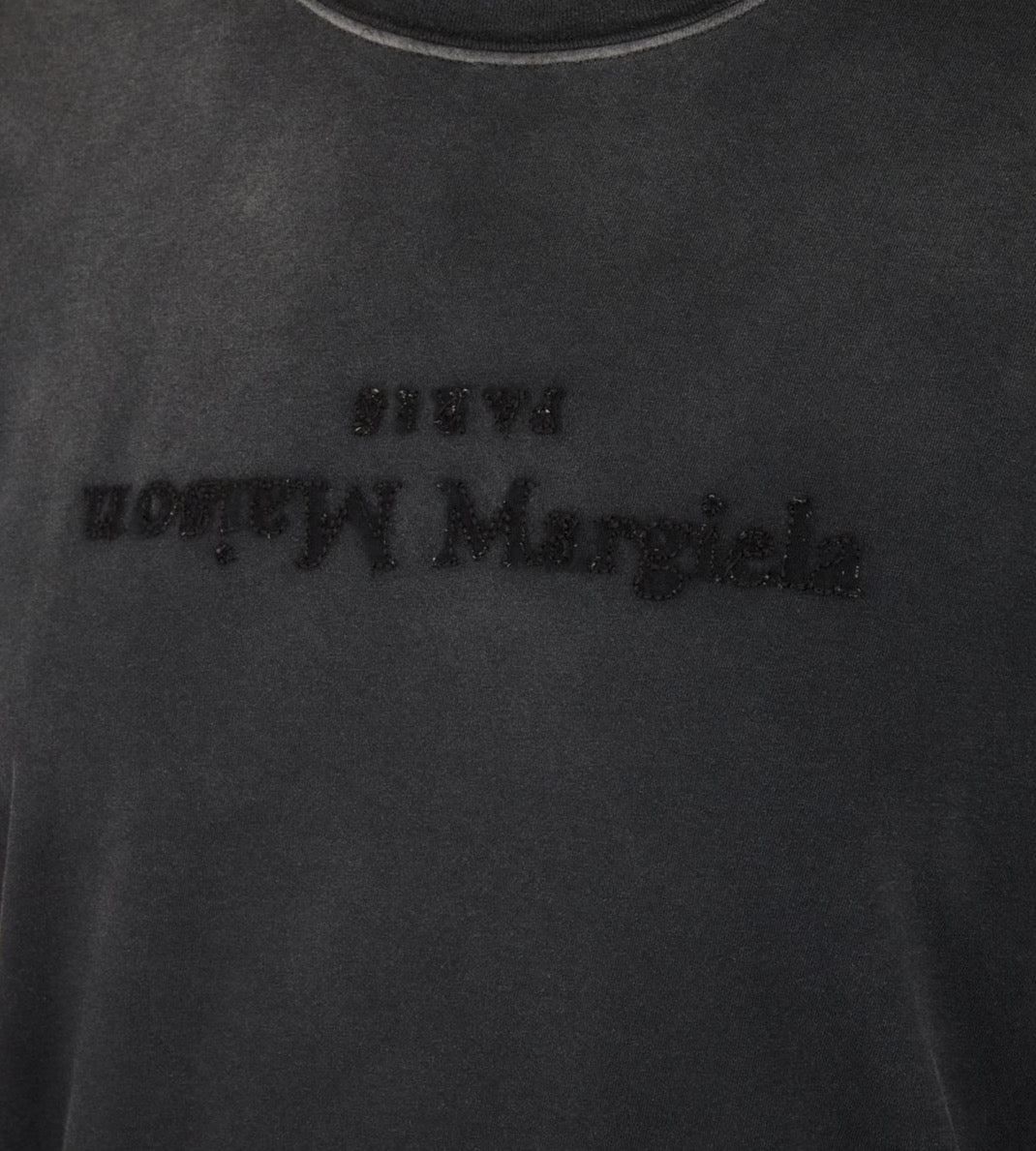 MAISON MARGIELA T-shirt logo inversé