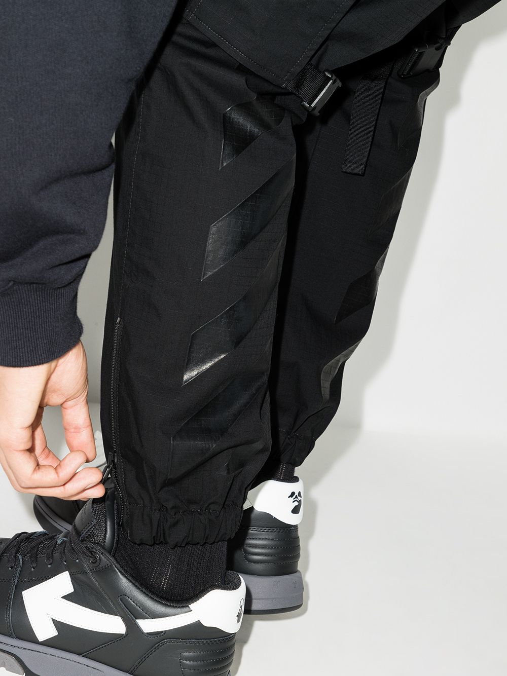 Off-White Diag-stripe ripstop cargo trousers pants