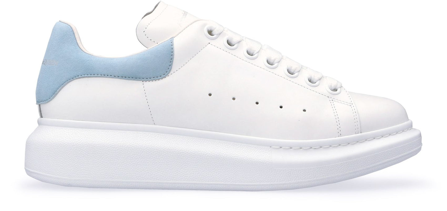 ALEXANDER MCQUEEN Oversized sneakers White powder blue