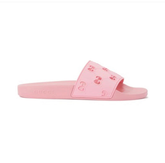 Gucci rubber GG slide sandal in Pink