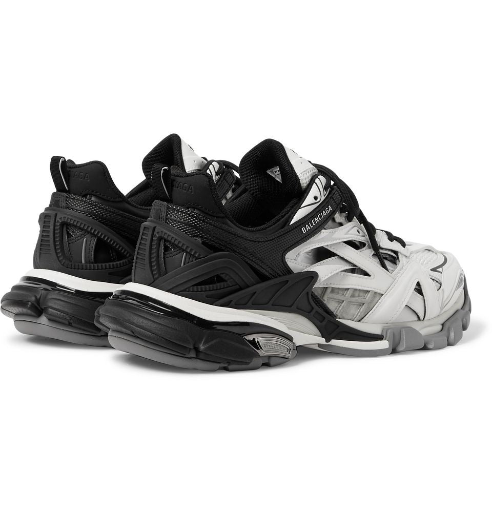 Men Balenciaga Track.2 Sneaker in black and white mesh and