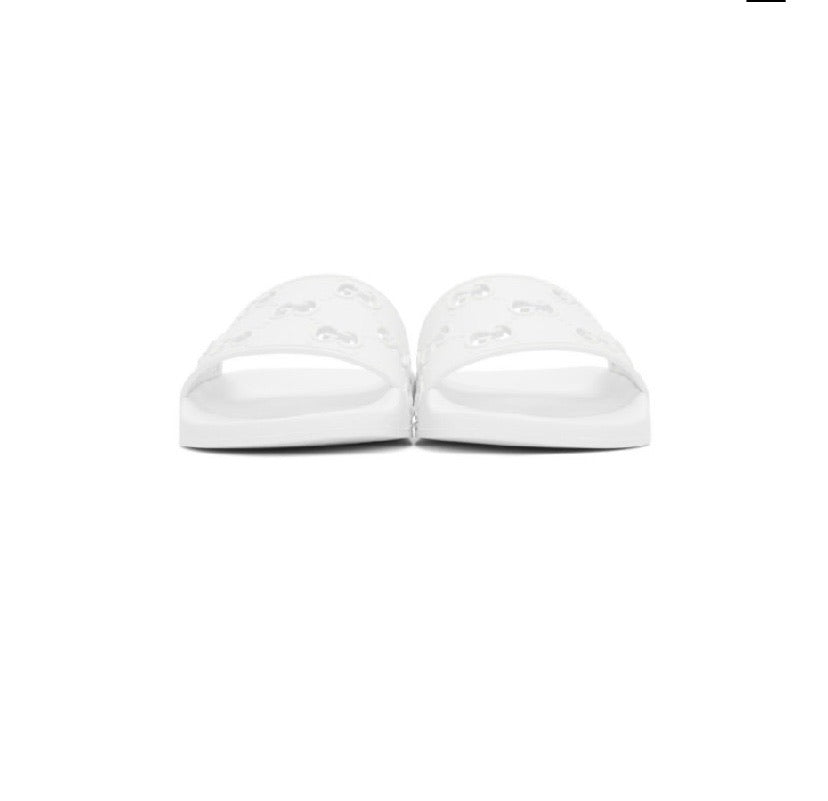 Men Gucci rubber GG slide sandal in White