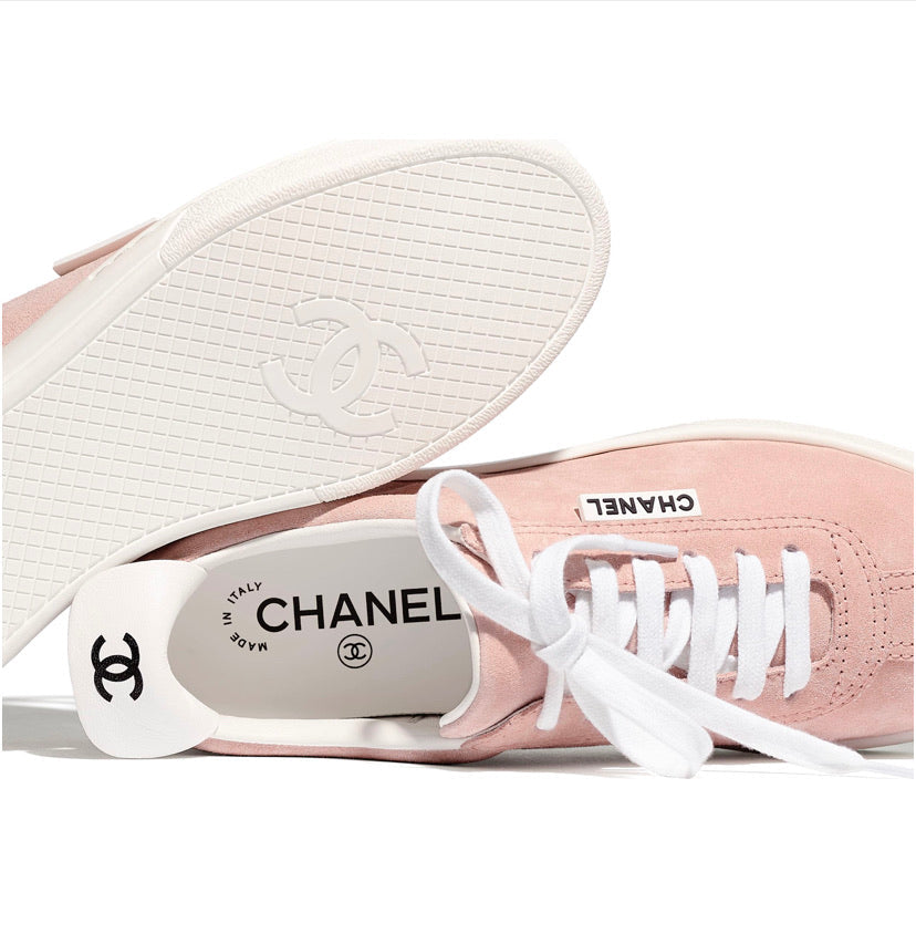 WOMEN CHANEL SUEDE SNEAKERS