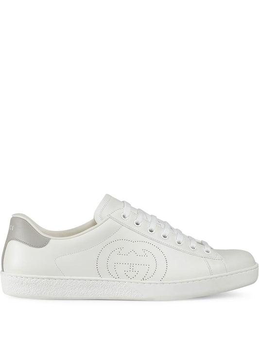 zapatillas Gucci con logo perforado