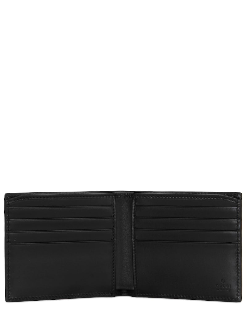 Men Gucci Signature wallet