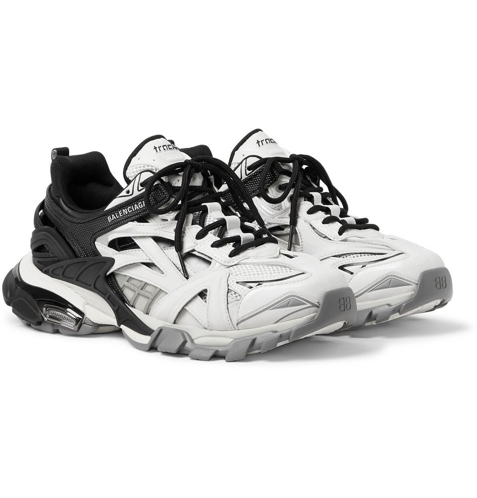 Men Balenciaga Track.2 Sneaker in black and white mesh and