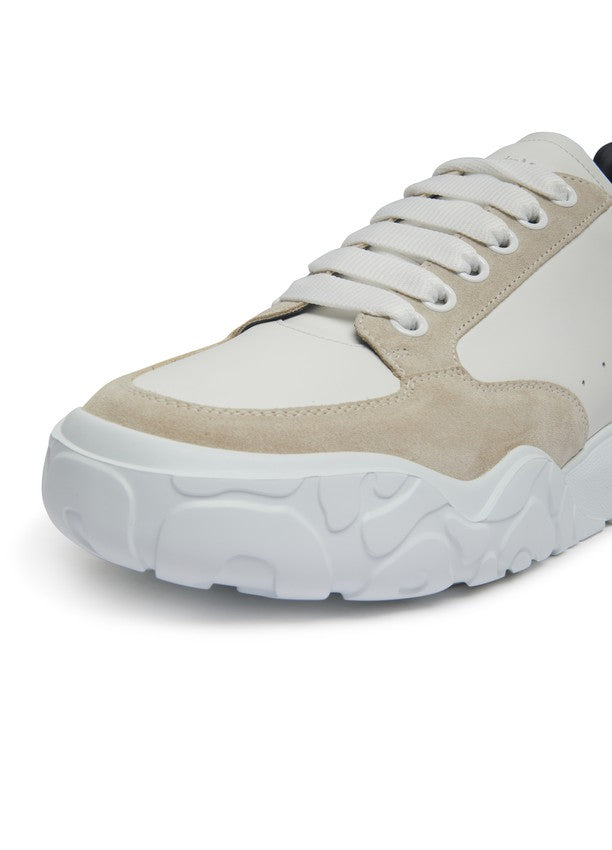 ALEXANDER MCQUEEN Court Trainer sneakers