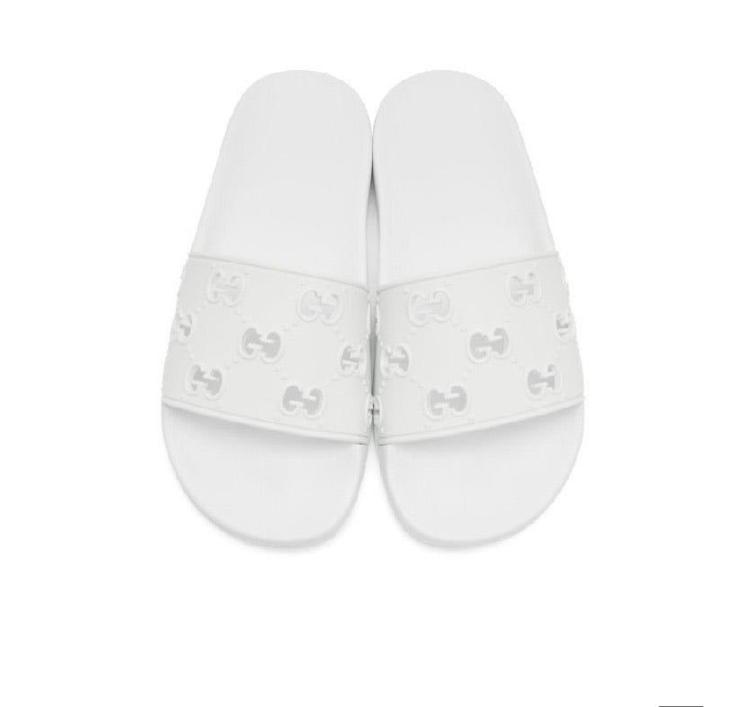 Men Gucci rubber GG slide sandal in White